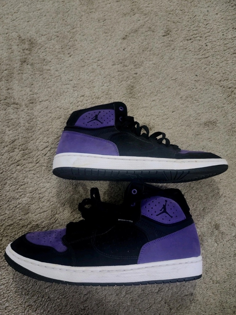 “Like New” Nike Air Jordan Access Shoes. Men’s Size 10.5.  Black/Court Purple